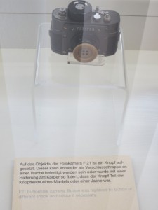 stasi button camera (Small)