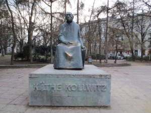 kathe kollwitz statute (Small)